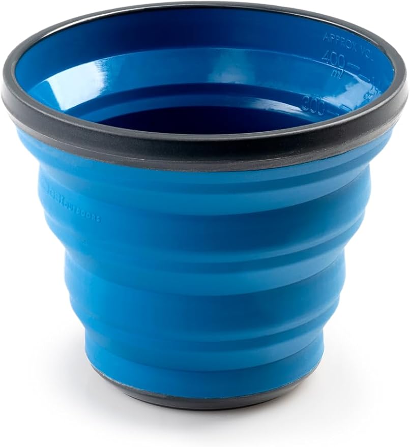 GSI Outdoors 79224 Escape Collapsible Cup – 17 fl oz Silicone & Nylon Camping Cup, Packs Flat to 0.7 Inches for Backpacking, Hiking, Travel & Outdoor Coffee, Blue