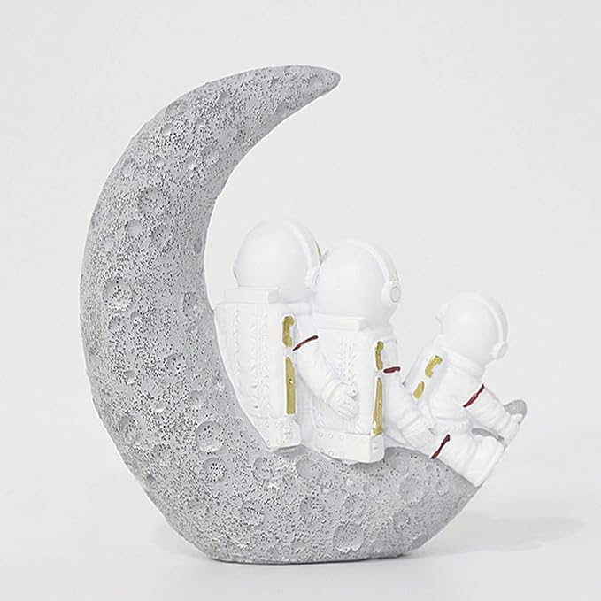 Astronaut Decor Family Sculptures, Astronaut Family of 3 Figurines, Space Themed Bedroom Decor, Desktop Decor, Shelf Decor, Gifts for Space Lovers, Gold Astronaut Home Deocr