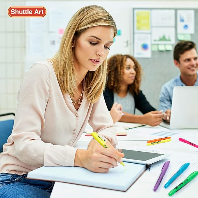 Shuttle Art Highlighters, 30 Pack Highlighters Assorted Colors, 10 Colors Chisel Tip Dry-Quickly Non-Toxic Highlighter Markers for Adults Students Highlighting in Home School Office