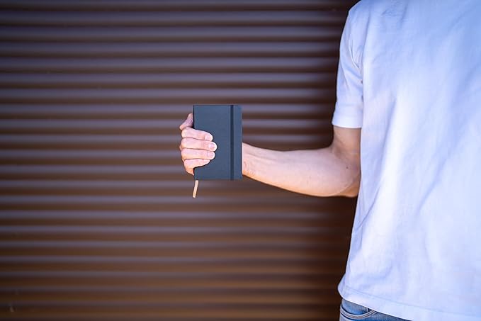 Moleskine Art Sketchbook, Hard Cover, Pocket (3.5" x 5.5") Plain/Blank, Black, 80 Pages