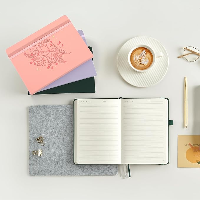 &And Per Se 365 Page Journal – A5 Hardcover Lined Notebook, One Book for the Whole Year, 100gsm Thick Paper, Numbered Pages & 3 Bookmarks, Annual Diary for Daily Writing (Dark Green)