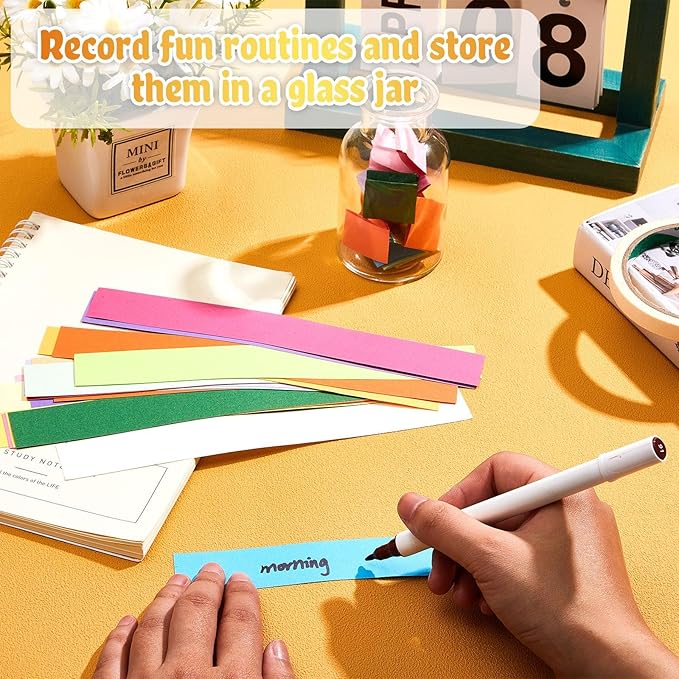 Lincia 600 Sheets Paper Chain Garland Strips 1x8 Inch with Double Sided Tape, DIY Construction Paper Chains for Birthday Wedding Holiday Party Decorations, Crafts Supplies (Bright)