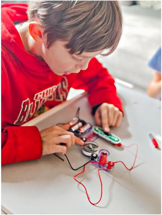 Snap Circuits Magnet Fun Lab | STEM Toy | Boys and Girls Science | 8+ Years