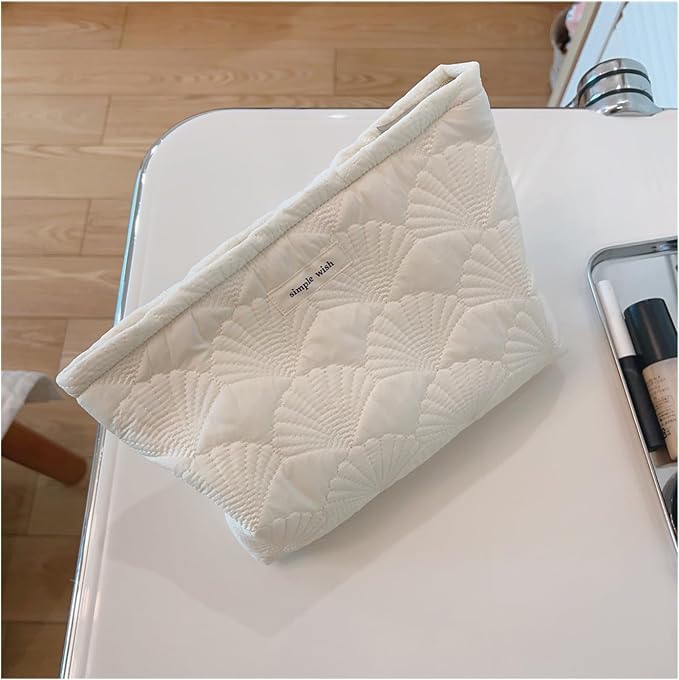 uekeboag White Shells Quilted Cotton Makeup Bag,Coquette Travel Pouch | Cotton Aesthetic Cosmetic Bag for Women,Shell Embroidery,Wedding Gifts, Bridal Gifts