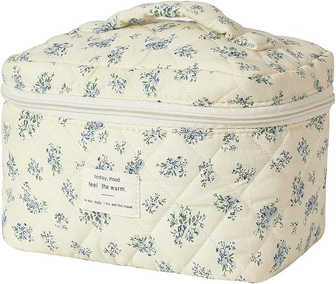 uekeboag Large Travel Quilted Makeup Bag for Women | Soft Floral Cotton Cosmetic Bag, Foldable Coquette Aesthetic Toiletry Organizer