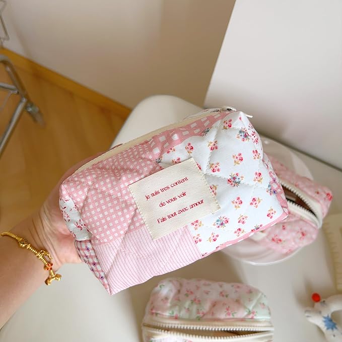 Sminra Small Quilted Makeup Pouch, Floral Cotton Cosmetic Bag for Purse, Cottagecore Zipper Pouch Organizer for Daily Essentials, Soft Mini Toiletry Pouch, Pink Floral-S