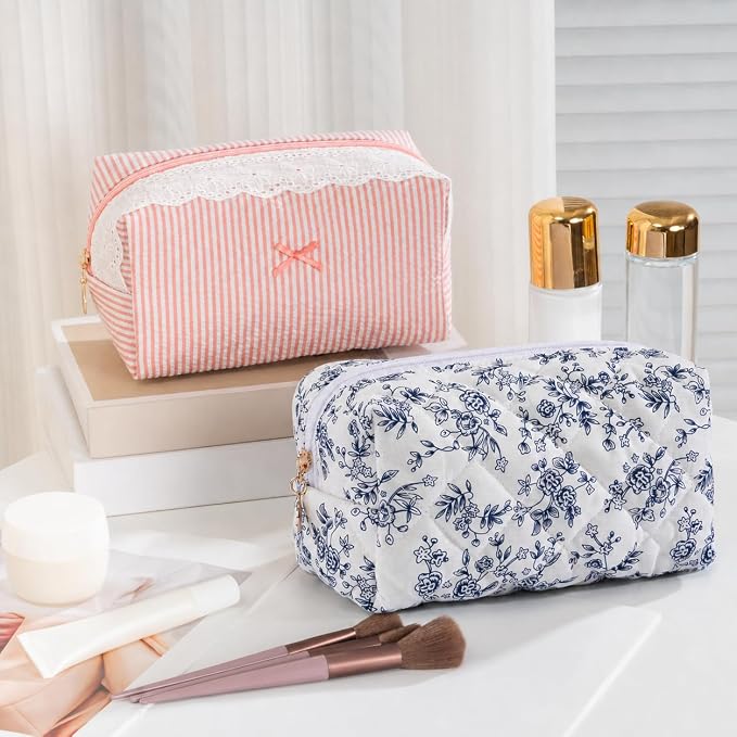 Makeup Bag Travel Toiletry Bag for Women, Small Cosmetic Bags Aesthetic Organizer Quilted Cotton Makeup Pouch&Purse Emergency Bag Floral Pencil Case Accessory Bag, Vintage Blue