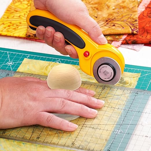 2 Pcs Ruler Knob - Wooden Handle, Ruler Grip Handle with Strong Suction Cup Grip – Comfortable Quilting Ruler Holder for Patchwork for Quilters Sewists & DIY Enthusiasts