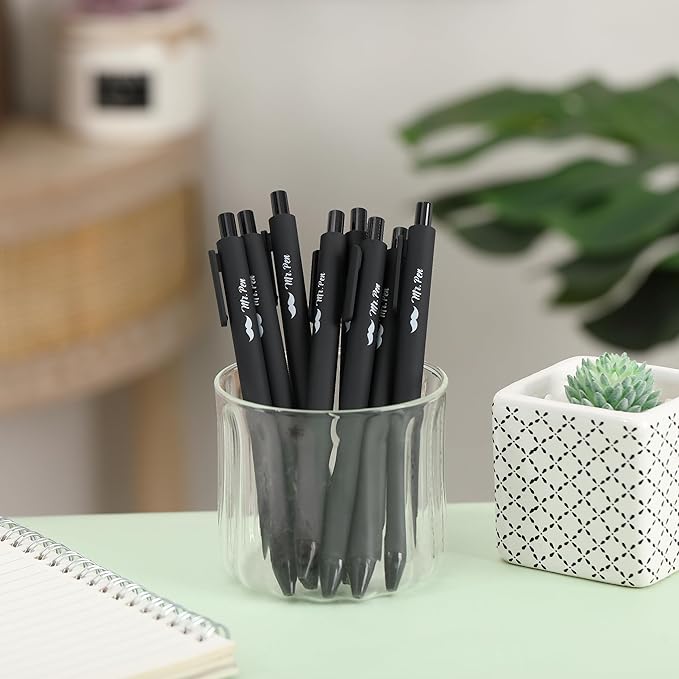 Mr. Pen- Retractable Gel Pens, 8 Pack, Black Ink, Black Barrels, Fine Point 0.5 mm, Fast Dry, Smooth Writing, Cute Pens for Drawing, Writing Planner and School Supplies