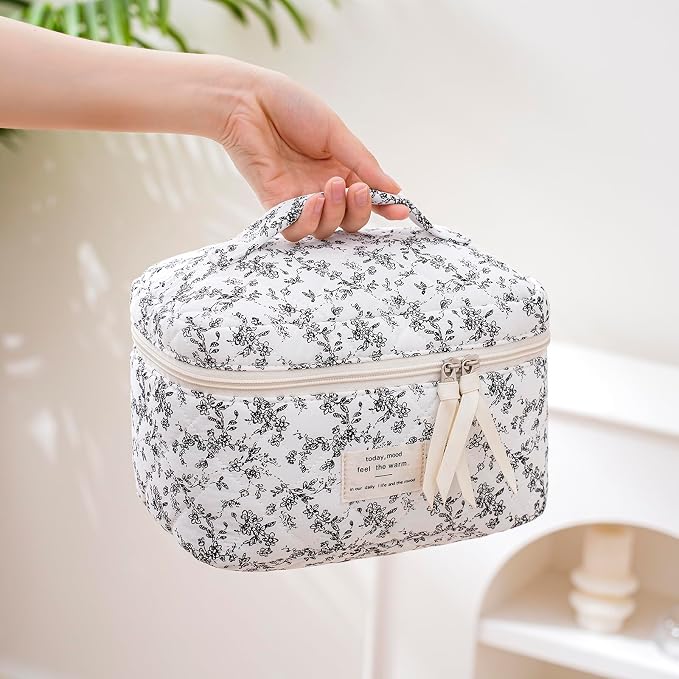 uekeboag Large Travel Quilted Makeup Bag for Women | Soft Floral Cotton Cosmetic Bag, Foldable Coquette Aesthetic Toiletry Organizer