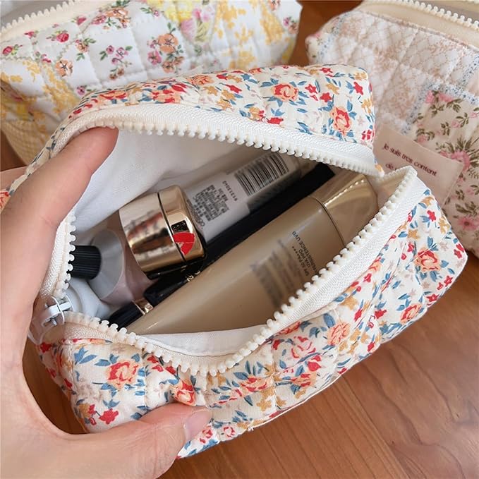 Sminra Floral Makeup Bag Small Cotton Quilted Cosmetic Bag Organizer, Aesthetic Cottagecore Preppy Portable Pouch Purse Toiletry Bag for Women Girls Travel accessories (Red Floral-S)