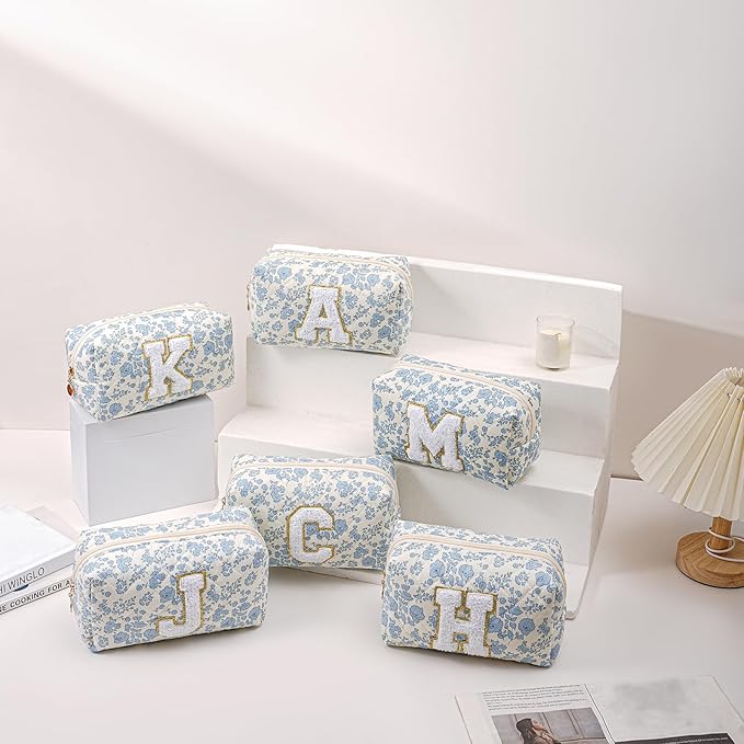 JOVAKIT Alphabet Makeup Bag Cosmetic Bag for Women, Christmas Gifts for Girls Age 6-18, Floral Flowers Coquette Travel Toiletry Zipper Make Up Pouch Organizer Trendy Stuff (Blue Floral I)