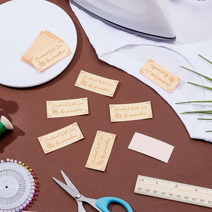 30 Pcs Iron on Grandma Labels Personalized Woven Iron-On Labels Handmade with Love Text Sewing Tags Perfect for Handmade Gifts Clothing Craft Projects Clothing Knitting Crafts 2.2'' *1''