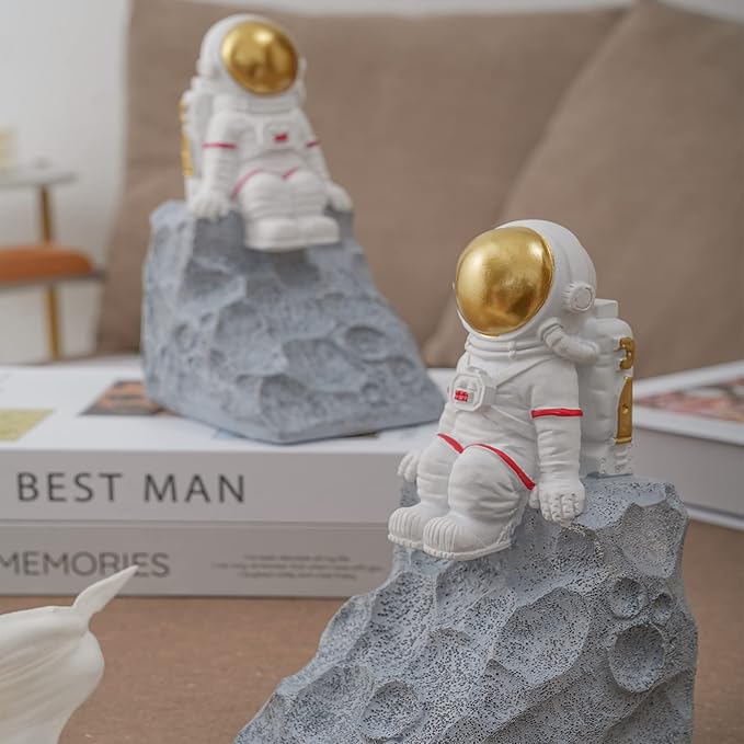Astronaut Book Ends to Hold Books, Astronaut Decor, Space Themed Bedroom, Desktop, Bookcase Decor - Gifts for Space Lovers