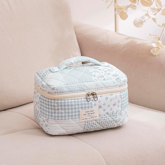uekeboag Large Travel Quilted Makeup Bag for Women | Soft Floral Cotton Cosmetic Bag, Foldable Coquette Aesthetic Toiletry Organizer