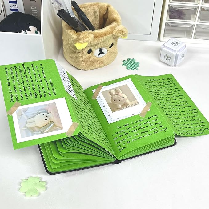 3.5x5.7inches Mixed Media Sketch Pad, 120GSM 32Sheets Folded Colored Paper Sketchbook for Drawing, Protable Hardcover Art Sketchbook for Painting, Writing, Journal.Green