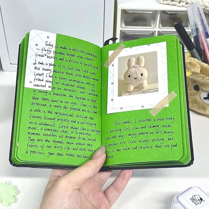 3.5x5.7inches Mixed Media Sketch Pad, 120GSM 32Sheets Folded Colored Paper Sketchbook for Drawing, Protable Hardcover Art Sketchbook for Painting, Writing, Journal.Green