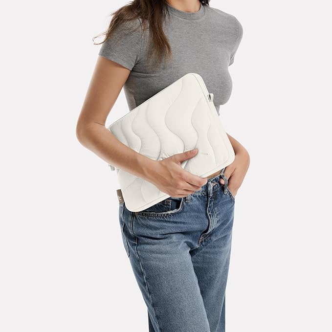 tomtoc 360 Protective Puffy Laptop Sleeve for 14-inch MacBook Pro M5 Pro/Max (2026) A3426 A3427, M4/M3 Pro/Max A3434 A3112 A3401 13.5/13.8-inch Surface Laptop 7(Copilot+ PC)/6/5/4/3, Quilted Design