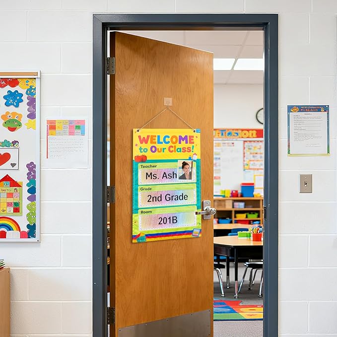 Welcome to Our Classroom Sign, Classroom Door Signs, Teacher Door Sign, Classroom Door Hangers, Transparent Pockets with 6 Cards, Gift for Teacher, Back to School Decoration, 21.5" x 11"