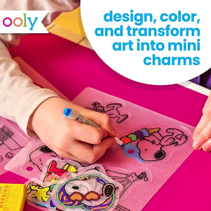 Ooly x Peanuts Snoopy 34 PC DIY Shrinking Art Kit for Kids with Markers, 20 Plastic Pre Cut Charms and More, No Mess Creative Activity Jewelry Making Kit