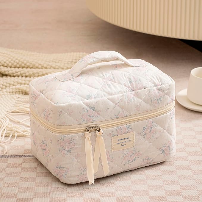uekeboag Large Travel Quilted Makeup Bag for Women | Soft Floral Cotton Cosmetic Bag, Foldable Coquette Aesthetic Toiletry Organizer