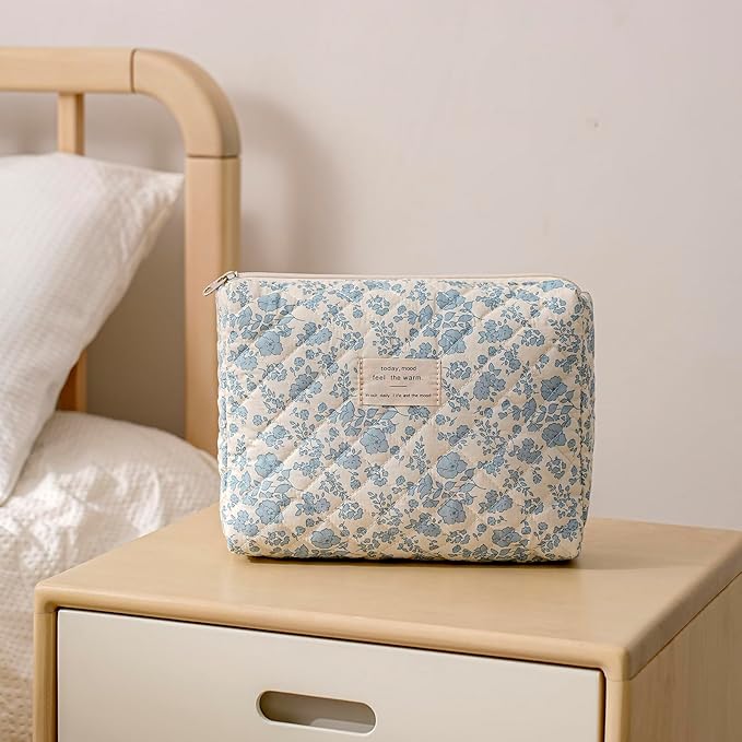 uekeboag Large Travel Quilted Makeup Bag for Women | Soft Floral Cotton Cosmetic Bag, Foldable Coquette Aesthetic Toiletry Organizer