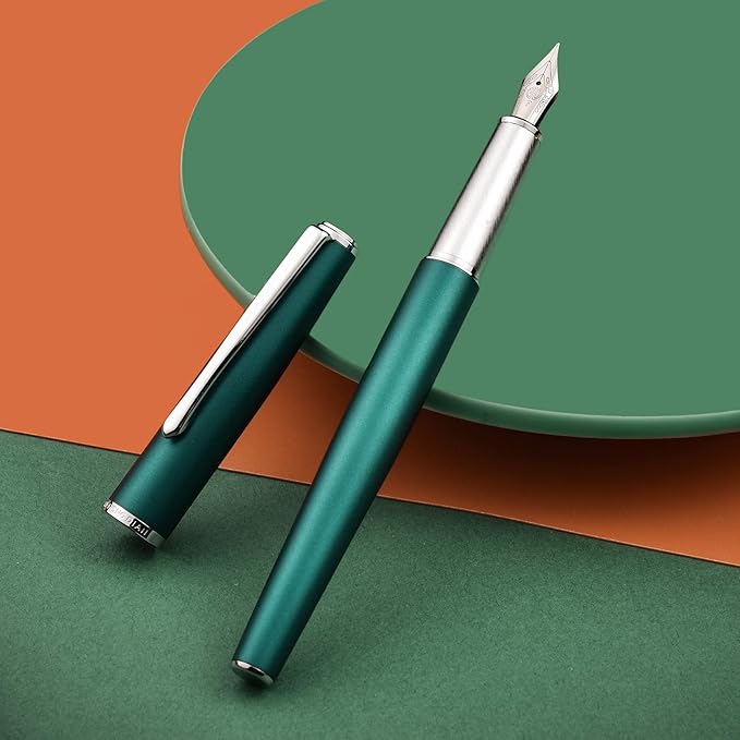 Hongdian 920 Green Metal Fountain Pen, Steel Fine Point Classic Pen, Includes Refillable Converter and Pen Pouch