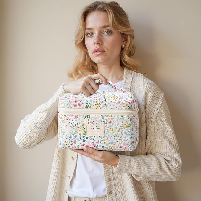 HBselect Quilted Makeup Bag, 3Pcs Cotton Large Travel Makeup Bags Organizer | Cute Floral Make up Bag Cosmetic Bag Toiletry Bag for Women Girls, Makeup Pouch for Skincare, Brushes & Travel Essentials