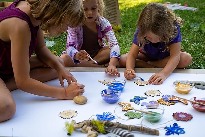 Nature Craft Paint Kit | 10 wooden nature shapes | 2 bamboo brushes | 6 colors of non-toxic washable paint | Sustainable & Eco-Friendly | Zero-waste & Plastic-Free