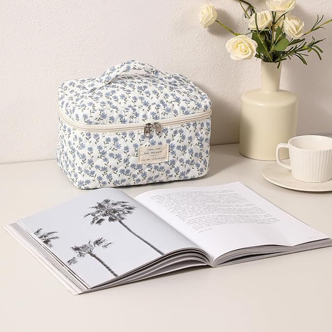 uekeboag Large Travel Quilted Makeup Bag for Women | Soft Floral Cotton Cosmetic Bag, Foldable Coquette Aesthetic Toiletry Organizer