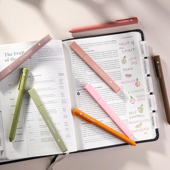 DIVERSEBEE Aesthetic Highlighters and Gel Pens, No Bleed (Dreams) | 8 Pack Earthy Bible Highlighters, Assorted Colors Cute Journaling Pens, Bible Study Supplies, Bible Markers
