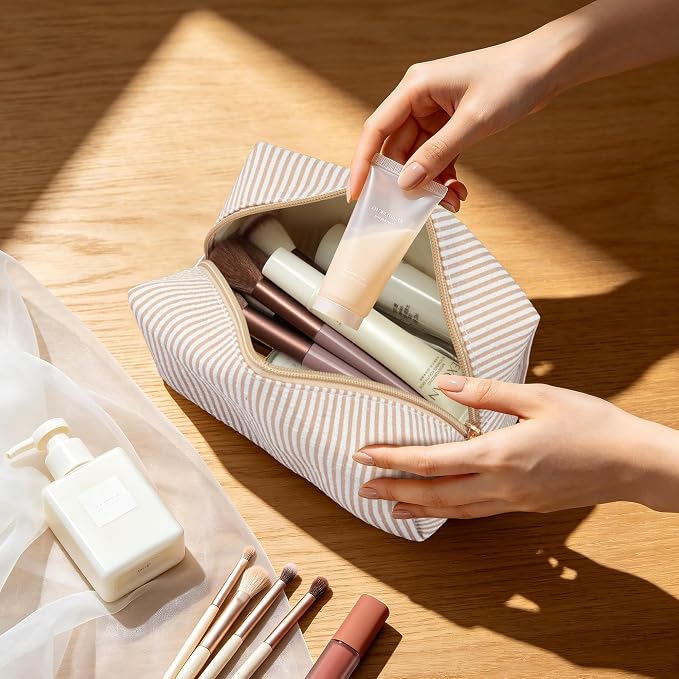 Makeup Bag Travel Toiletry Bag for Women, Small Cosmetic Bags Cute Stripe Beige Aesthetic Organizer Makeup Pouch for Purse Emergency Bag Pencil Case Accessory Bag