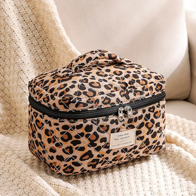 uekeboag Large Travel Quilted Makeup Bag for Women | Soft Floral Cotton Cosmetic Bag, Foldable Coquette Aesthetic Toiletry Organizer