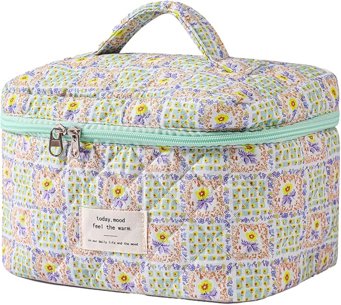 uekeboag Large Travel Quilted Makeup Bag for Women | Soft Floral Cotton Cosmetic Bag, Foldable Coquette Aesthetic Toiletry Organizer