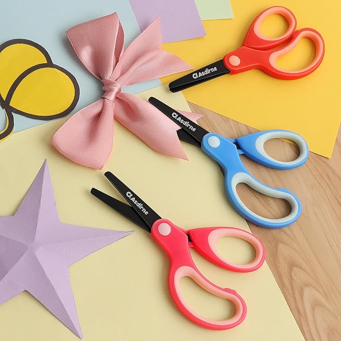 Asdirne Left Handed Kids Scissors, Safety Children Scissors with Blunt Tip Stainless Steel Blades and Soft Grip, Great for Home and School, Assorted Color, 13.5cm, 3 Pack