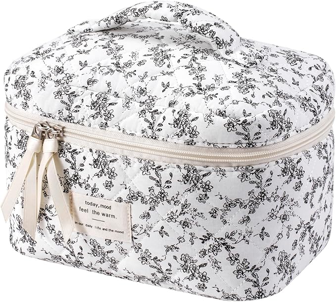 uekeboag Large Travel Quilted Makeup Bag for Women | Soft Floral Cotton Cosmetic Bag, Foldable Coquette Aesthetic Toiletry Organizer