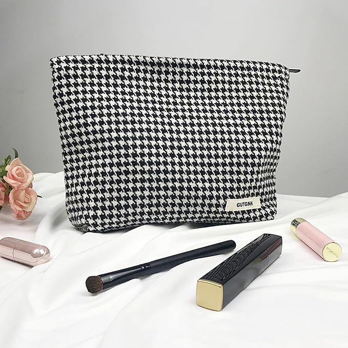 GUTGNK Women's Houndstooth Travel Bag - Small, Zipper, Skin Care & Cosmetics Change Bag