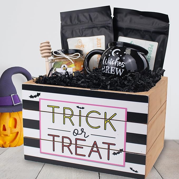 MagicWater Crinkle Cut Paper for Gift Baskets - 2LB - Black - Perfect for Shredded Paper Filler, Basket Filler, Gift Boxes, Bridesmaid Gifts, Christmas Stuffers & More – Ideal for All Occasions