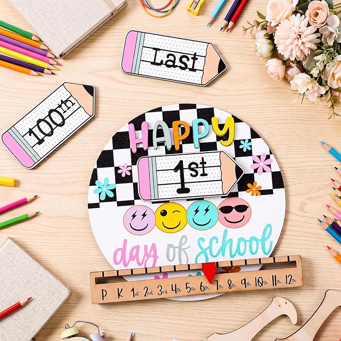 Kosiz First and Last Day of School Sign Black White Checkered Back to School Board Gifts Round Wooden First Day of Prek Sign Reusable Dry Erase 8''