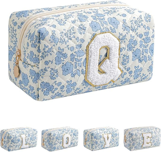 JOVAKIT Alphabet Makeup Bag Cosmetic Bag for Women, Christmas Gifts for Girls Age 6-18, Floral Flowers Coquette Travel Toiletry Zipper Make Up Pouch Organizer Trendy Stuff (Blue Floral Q)
