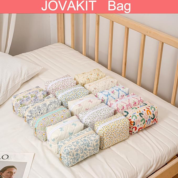 JOVAKIT Square Makeup Bag Cute Cosmetic Bag for Women, Floral Coquette Aesthetic Toiletry Bag, Zipper Make Up Pouch, Travel Make Up Organizer Bag (Pink Floral)
