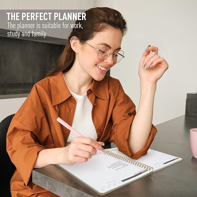 Daily Planner 24 Hourly Schedule from 12am - 12pm, Undated Hourly Planner with To-Do List, Priorites, 7" x 10", Organize Your Tasks and Appointments for Office, School, and Home - Green