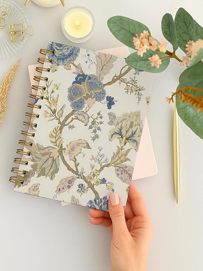 Vintage Blue Floral Spiral Notebook, Classic English Cottagecore Floral Journal, Pretty Flower Journal for Women, Traditional Botanical Flower Notebook 5.5x8.3 Inch-371