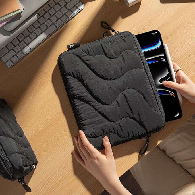 tomtoc 360 Protective Puffy Tablet Sleeve for 2026 11-inch iPad Air M4/M3, iPad Pro 2025 (M5/M4), iPad (A16) with Magic Keyboard/Smart Keyboard Folio, Quilted Soft Puffer iPad Case Bag