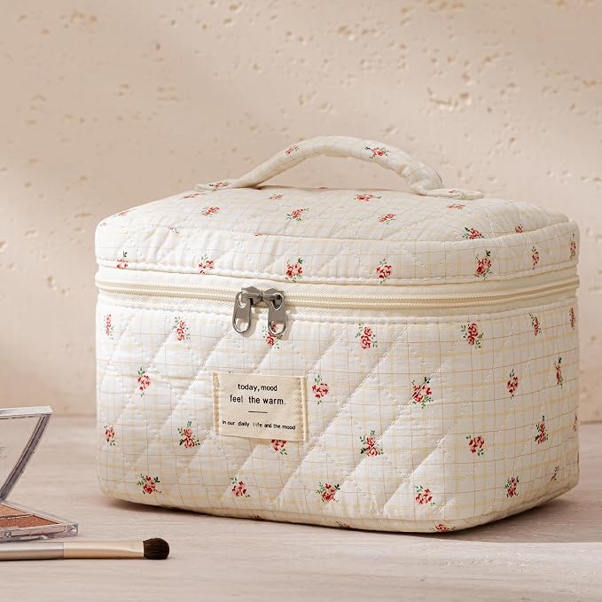 HBselect Quilted Makeup Bag, 3Pcs Cotton Large Travel Makeup Bags Organizer | Cute Floral Make up Bag Cosmetic Bag Toiletry Bag for Women Girls, Makeup Pouch for Skincare, Brushes & Travel Essentials