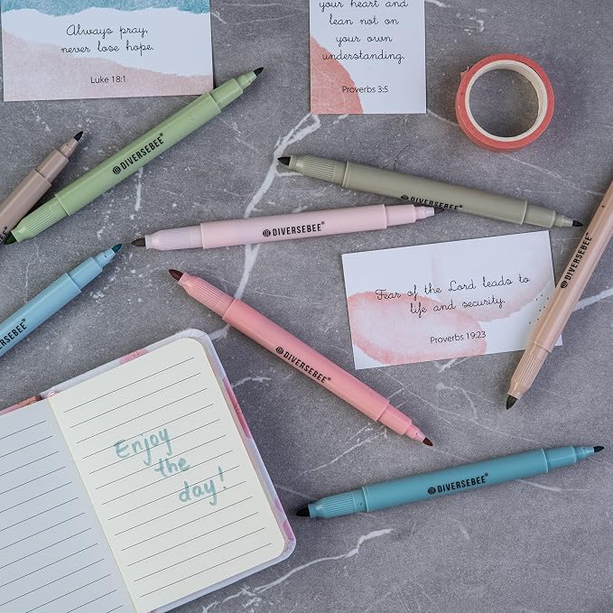 DIVERSEBEE Dual Tip Bible Highlighters and Pens No Bleed, 8 Pack Assorted Colors Quick Dry Highlighters Set, Cute Markers, Bible Study Journaling School Office Supplies and Accessories (Earthy)