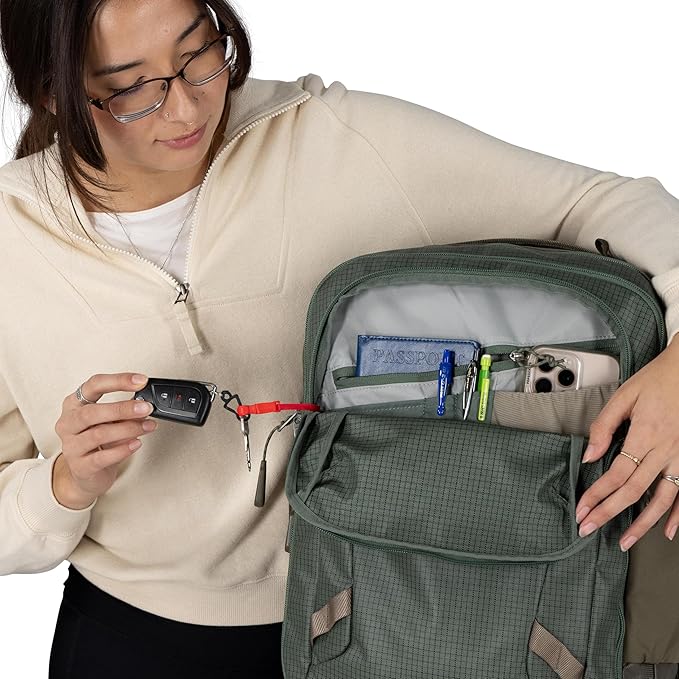 Osprey Transporter 26+6 Travel Pack - Expandable Personal Item Backpack with Laptop Sleeve - Lightweight Daypack, Blue Flame