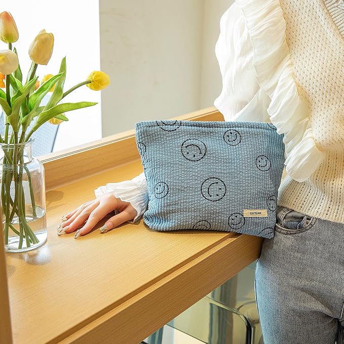 GUTGNK Makeup bag for Women, Corduroy Cosmetic Bag Aesthetic Design Ladies Tote Bag,Cute Smiley Face Makeup Organizer with Zipper - Blue